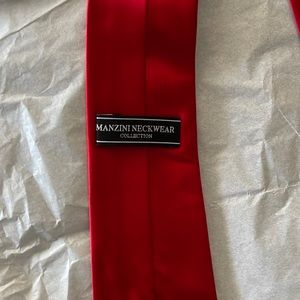 Men - Necktie and handkerchief